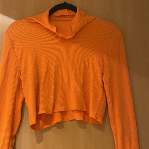 Wilfred cropped turtleneck - Picture 2 of 2